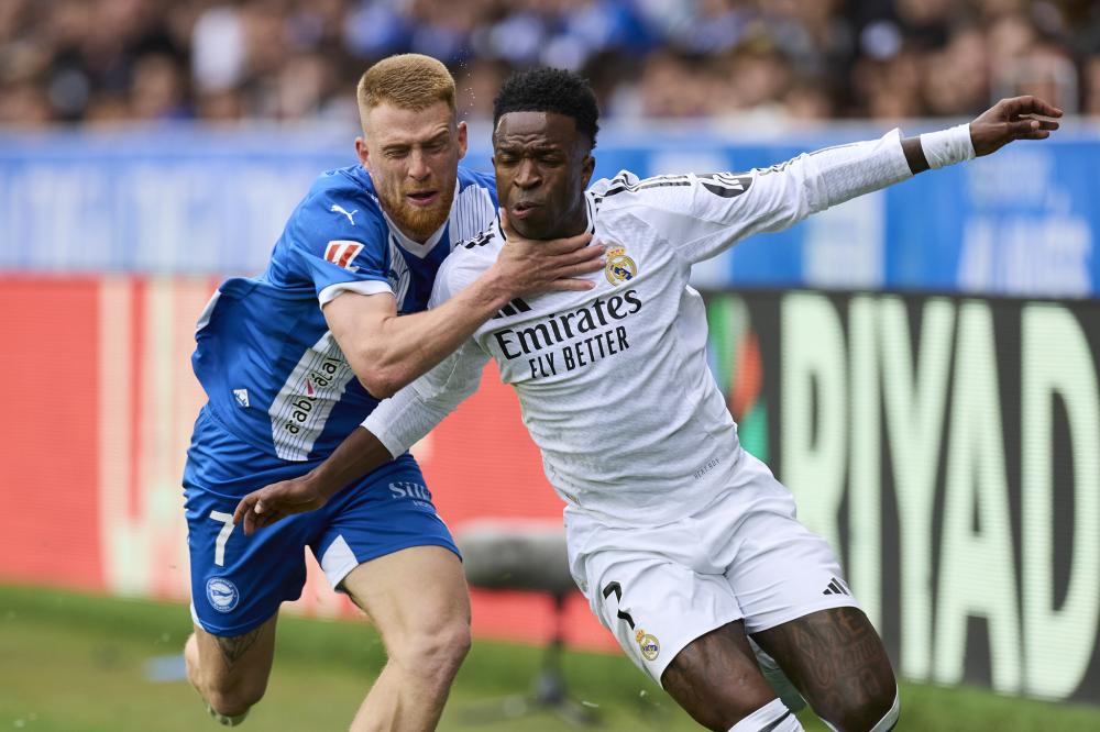 他在防守端 他在防守端